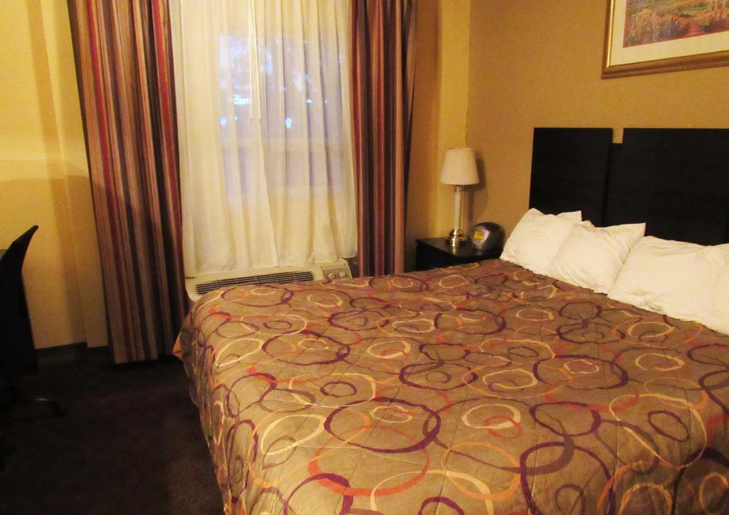Redrock Inn Су-Фолс Екстер'єр фото